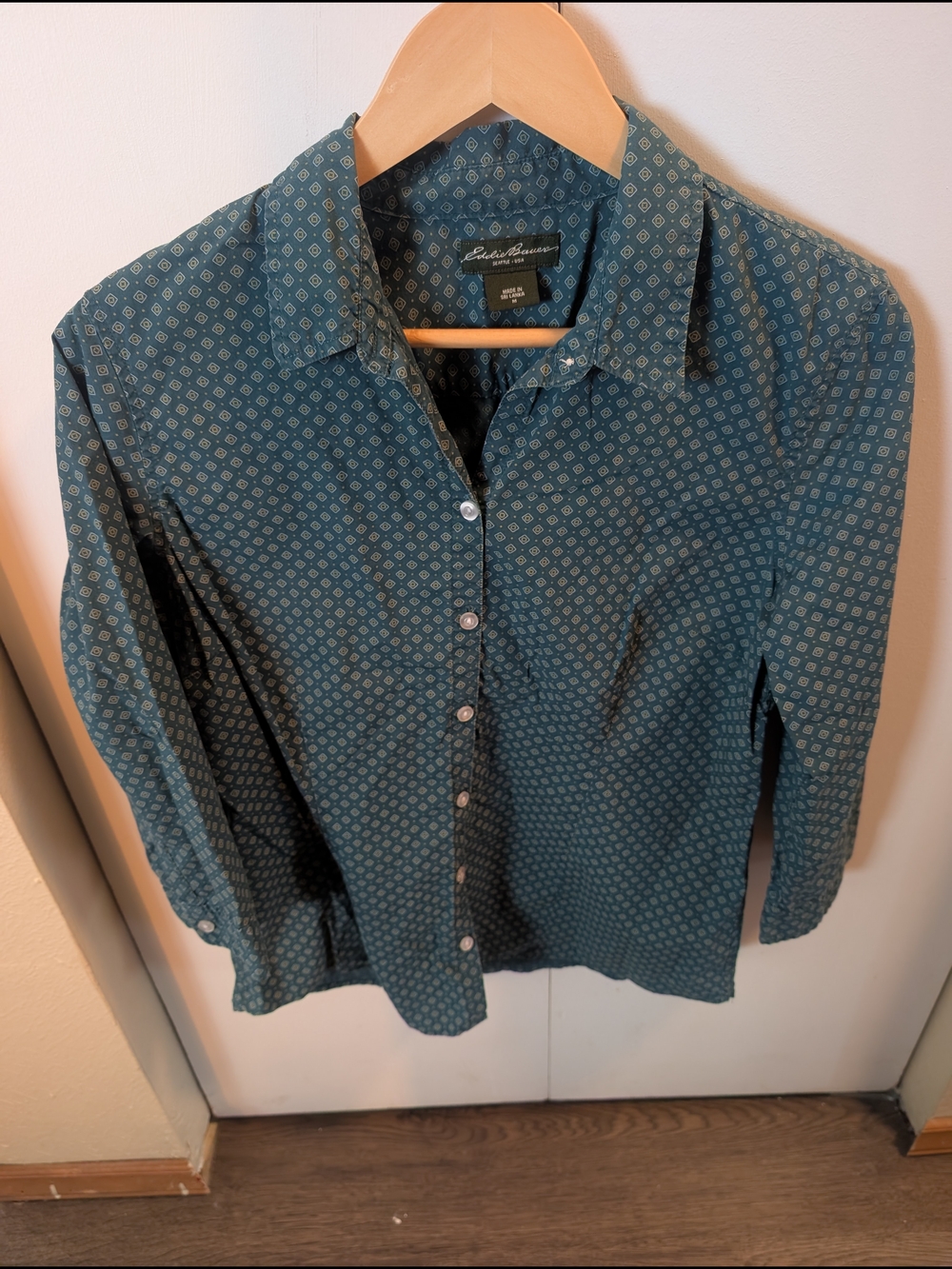 Eddie Bauer Teal Patterned Long-Sleeve Button-Down Shirt